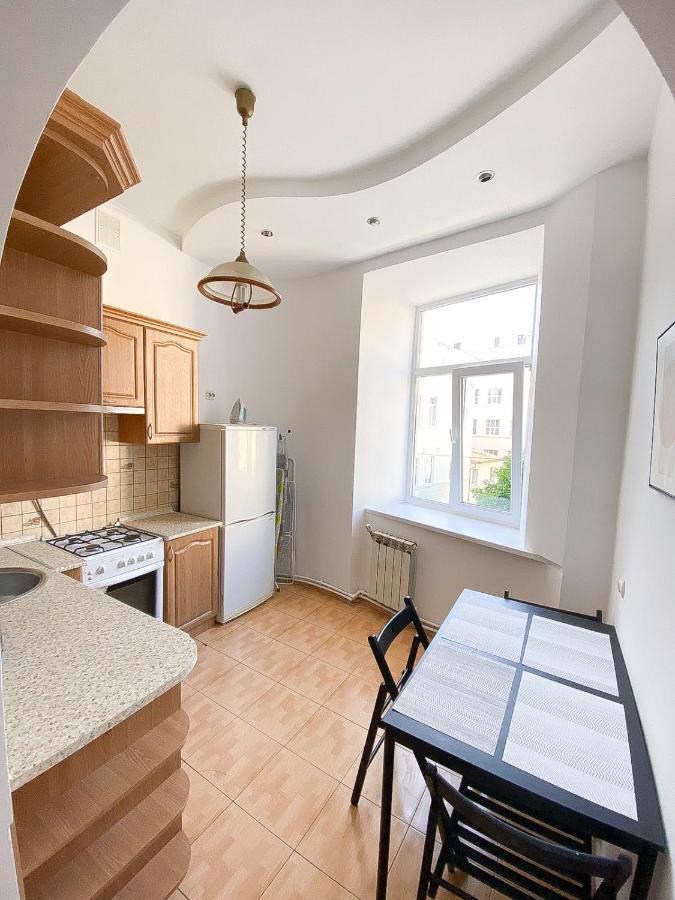 Miamo Apart Вірменська Lviv Luaran gambar